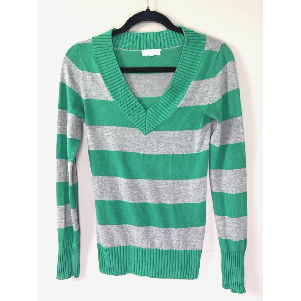 Y2K Striped V-neck Sweater Small Lightweight Knit Retro Classic Ivy Prep Layers